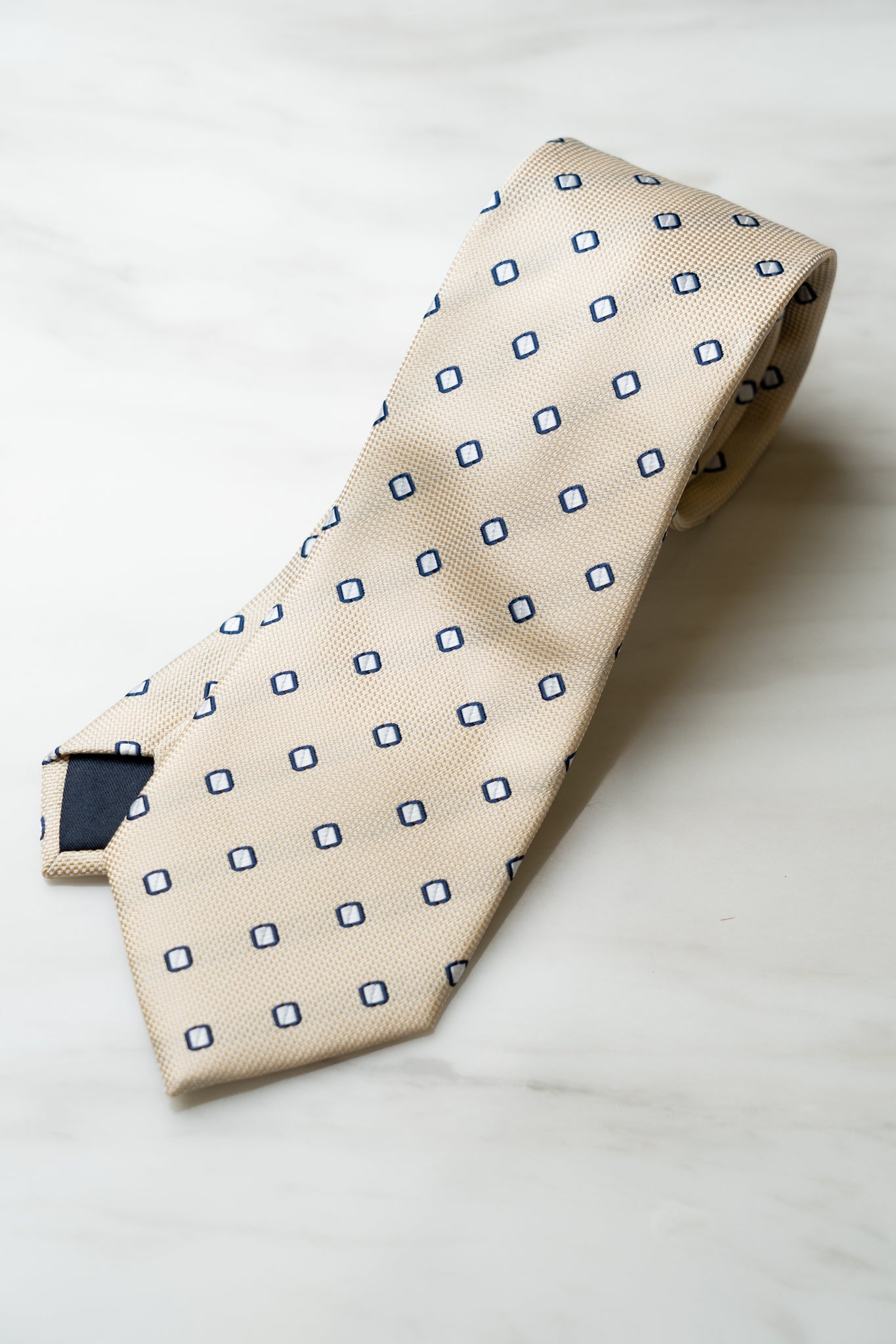 AT120BN Light Brown Dots Tie