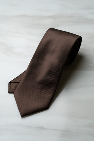 AT134BN Solid Color Tie in Dark Brown