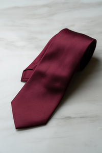 AT139RD Solid Color Tie in Burgundy Red