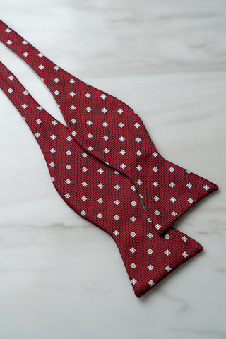 B126RD Red Dots Self Bow Tie