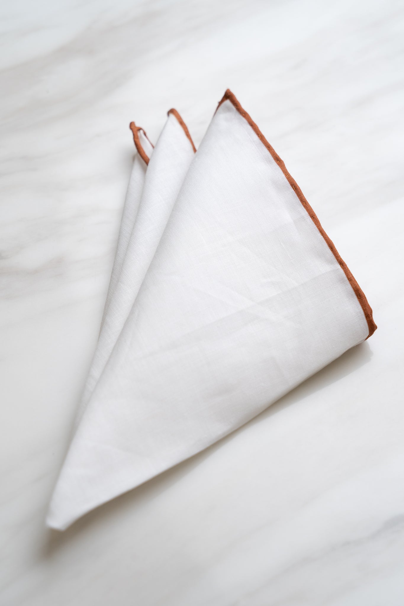 PS009WTBR White Linen Pocket Square With Brown Border