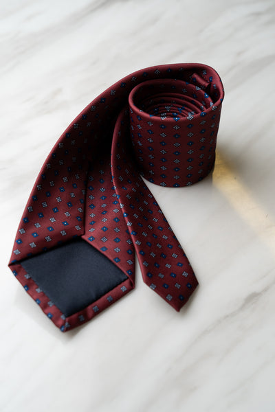 AT149RD Burgundy Red Floral Tie