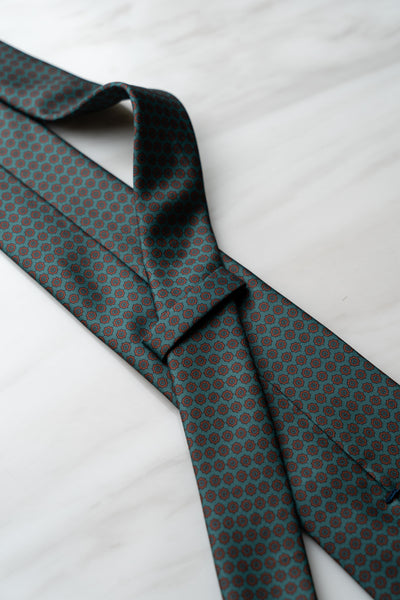 AT153GN Dard Hunter Green Floral Tie