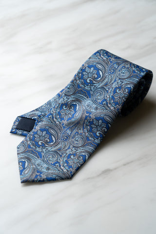 AT163BU Bright Blue Paisley TIe